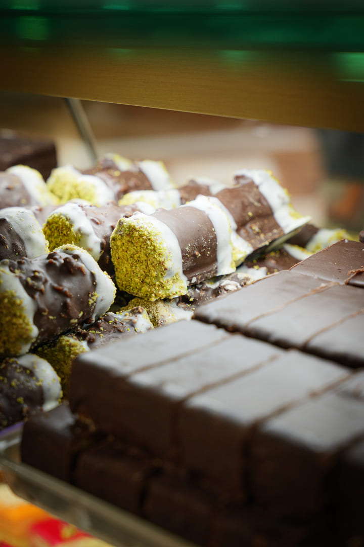 cioccolato-dolci-classici-siciliani-pasticceria-scimone-Palermo-Mondello