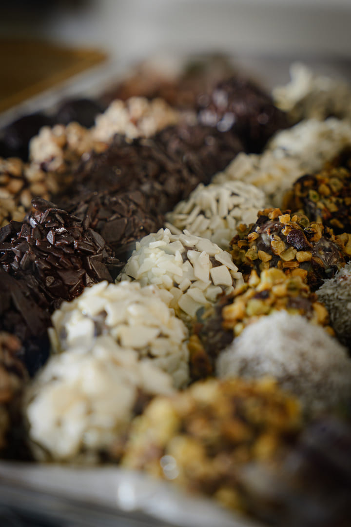 dolcini-mandorle-pasticceria-scimone-Palermo-Mondello